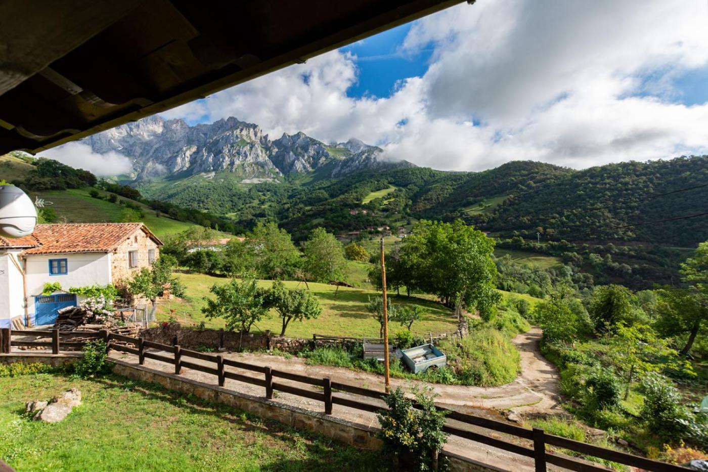 Apartamentos Rurales Los Picos De Redo Camaleño Eksteriør bilde
